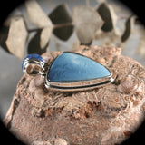 Swedish Blue pendant w/inlaid bail